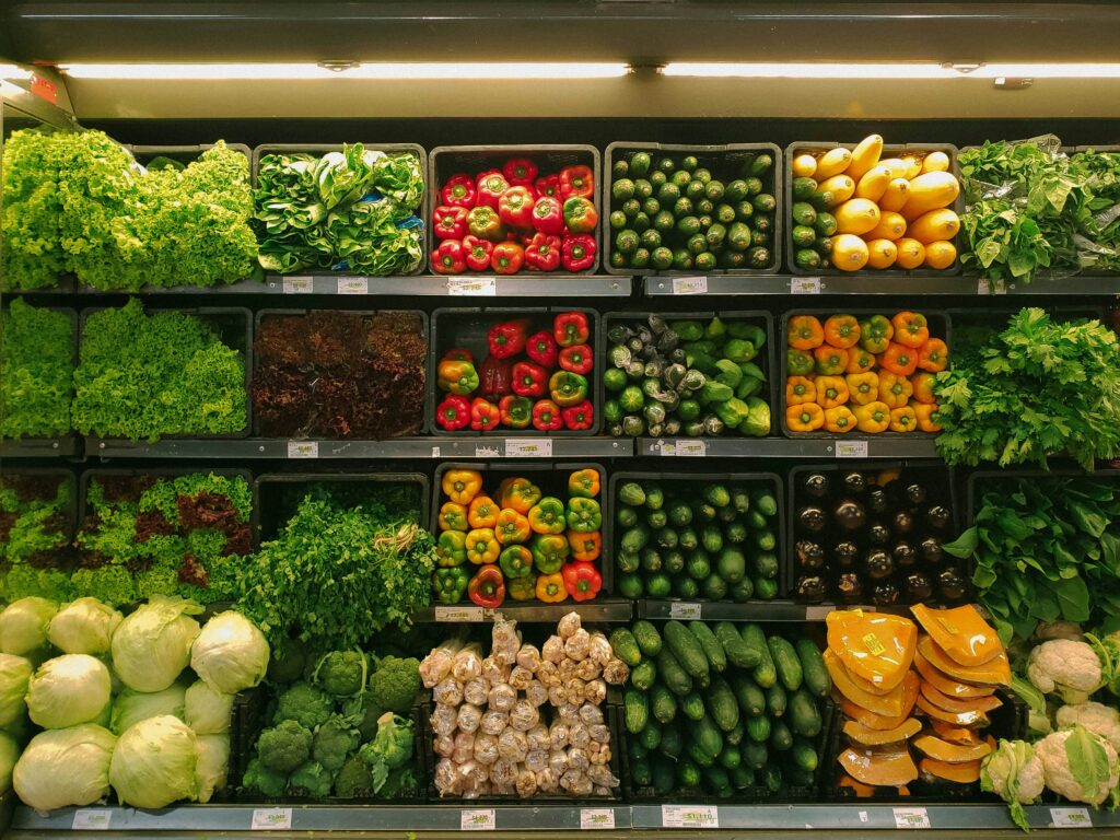15 Grocery Shopping Hacks to Save Money on Cheap Meals 2 grocery shopping hacks for cheap meals