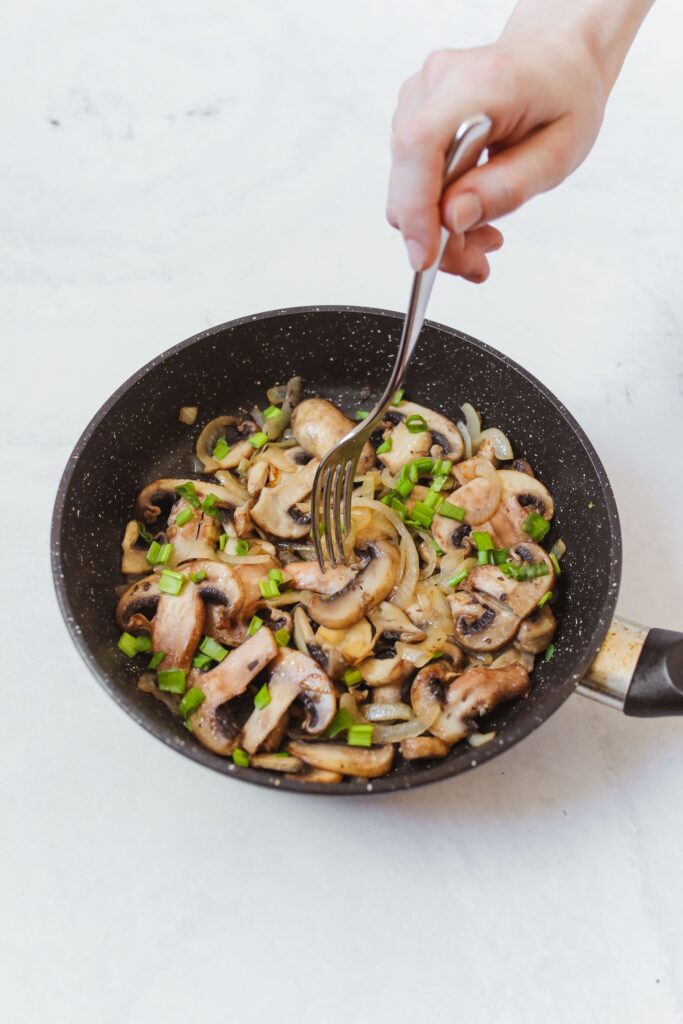 Low Carb Dinner Meal Prep: 15 Make-Ahead Ideas for Busy Weeknights 1 pexels polina tankilevitch 5848433
